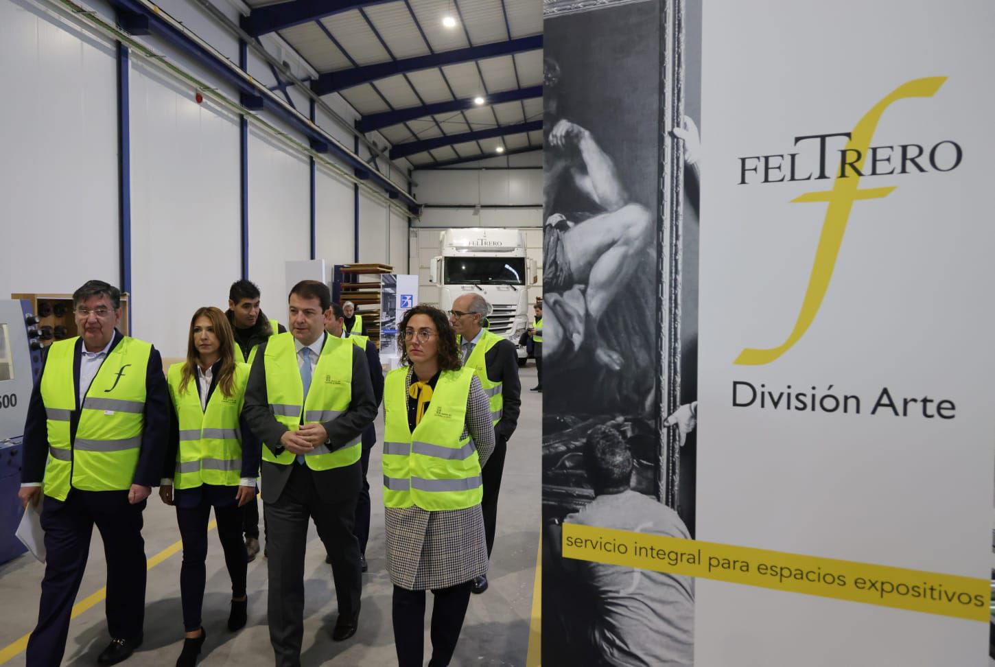 Odoo • Una imagen con una leyenda